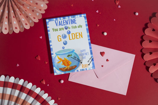 Happy Valentine's Day! This listing is for PRINTABLE Valentines in a GOLDFISH theme.